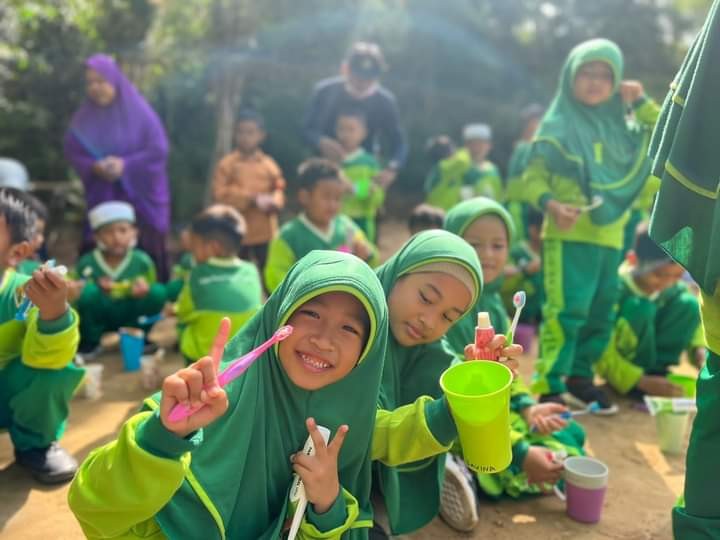PROGRAM KESEHATAN GIGI DAN MULUT