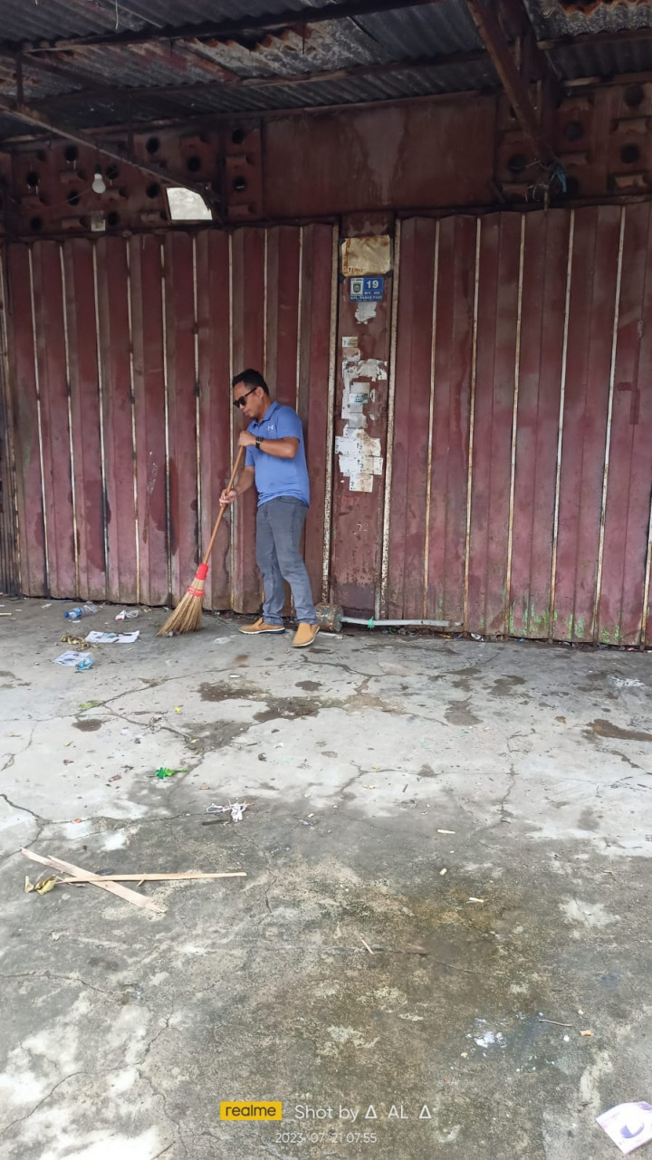 KEGIATAN KERJA BAKTI / GOTONG ROYONG RT 1,2,3,5 DAN 13 DI WILAYAH KELURAHAN PASAR PAGI