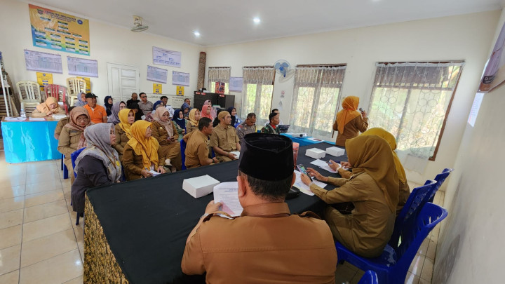 Sosialisasi Perbaikan Kinerja SDM Pelayanan di Kelurahan Pasar Pagi