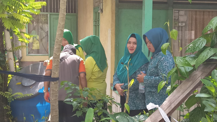 KUNJUNGAN TIM PENILAI PHBS TINGKAT KECAMATAN DI WILAYAH KELURAHAN PASAR PAGI