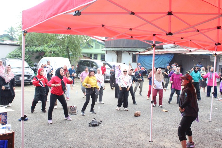 Jalan Sehat & Senam dalam rangka HUT RI 79