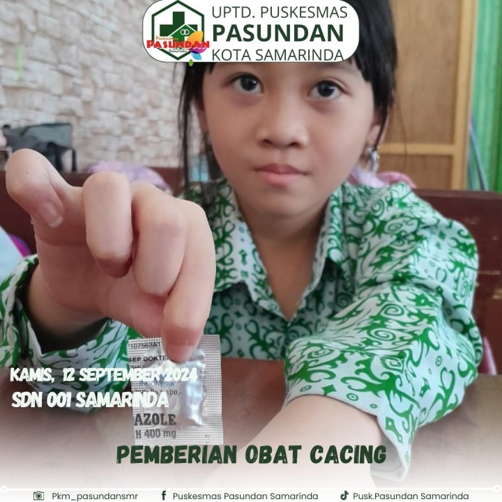 Pemberian Obat Cacing Disekolah