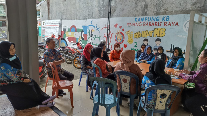 Rapat Koordinasi bersama Kasi dan Staff Kelurahan Pelabuhan