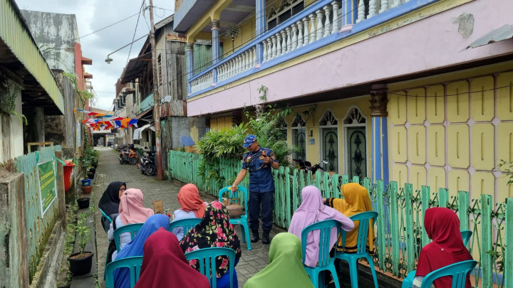 Sosialisasi Deteksi Dini Bahaya Kebakaran di RT 05 Kelurahan Pelabuhan. 27 Juli 2022