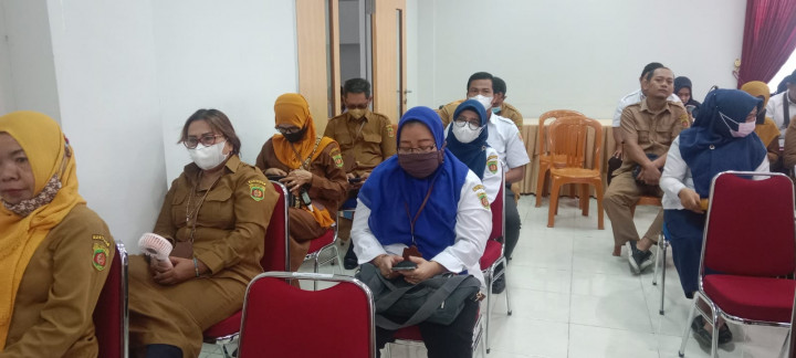 Senin 24 Oktober 2022..Apel Gabungan di Kecamatan Samarinda Kota yang dipimpin langsung oleh Ibu Camat Samarinda Kota dan di lanjutkan pembinaan ASN,PTTB dan PTTH Sekecamatan Samarinda Kota