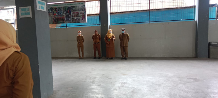 Senin 24 Oktober 2022..Apel Gabungan di Kecamatan Samarinda Kota yang dipimpin langsung oleh Ibu Camat Samarinda Kota dan di lanjutkan pembinaan ASN,PTTB dan PTTH Sekecamatan Samarinda Kota