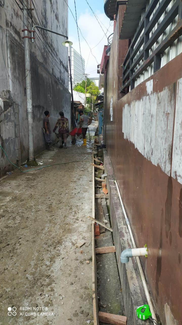 Kegiatan Probebaya Tahun 2022 Semenisasi Gang Batu RT. 16  dan Pembuatan Gapura di Gang Rahayu RT. 07 Jalan P. Hidayatullah