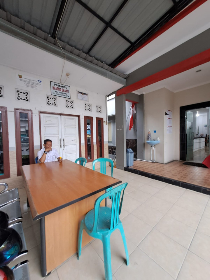 Ruang Tunggu Kelurahan Pelabuhan