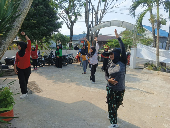 Kegiatan senam pagi di kelurahan Hari Jum'at 29 september 2023