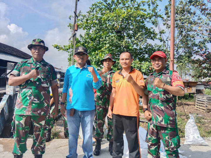 Kegiatan karya bakti Susur Sungai MAHAKAM di Rt 01 kel. Pulau Atas, Kec. Sambutan hari JUM'AT 15 september 2023