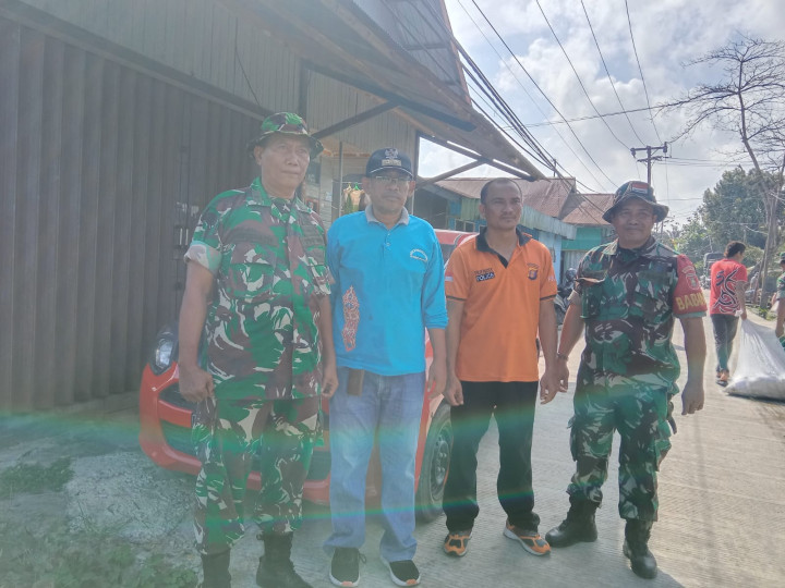 Kegiatan karya bakti Susur Sungai MAHAKAM di Rt 01 kel. Pulau Atas, Kec. Sambutan hari JUM'AT 15 september 2023