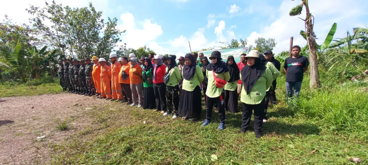Kegiatan karya bakti Susur Sungai MAHAKAM di Rt 01 kel. Pulau Atas, Kec. Sambutan hari JUM'AT 15 september 2023