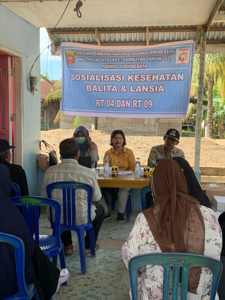 Sosialisasi Kesehatan Balita dan Lansia, RT 04 & RT 09 Kel. Pulau Atas Kec. Sambutan. Hari JUM'AT 01 Desember 2023