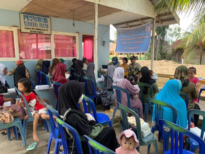 Sosialisasi Kesehatan Balita dan Lansia, RT 04 & RT 09 Kel. Pulau Atas Kec. Sambutan. Hari JUM'AT 01 Desember 2023