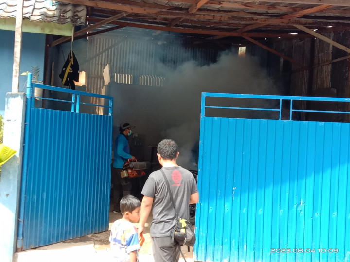 fogging di RT. 25 Kel. Rapak Dalam
