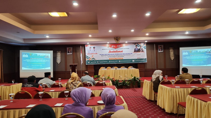 Sosialisasi Tentang Penyelenggaraan Perizinan dan Penataan Reklame Bagi Partai politik dan ORMAS di wilayah Kota Samarinda