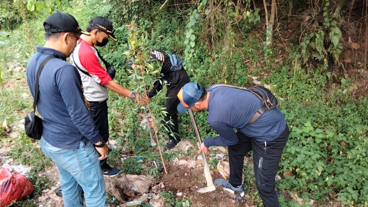 Penanaman 1000 Pohon Produktif