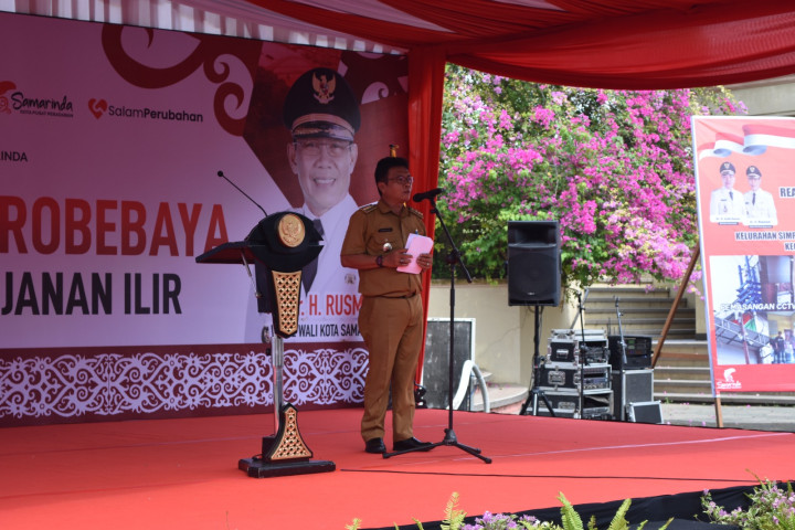 Penyerahan Probebaya Tahun 2023 Kecamatan Loa Janan Ilir oleh Bpk. WALIKOTA