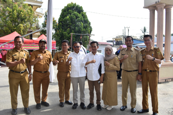 Penyerahan Probebaya Tahun 2023 Kecamatan Loa Janan Ilir oleh Bpk. WALIKOTA