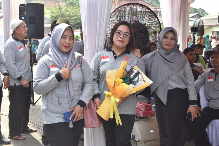 Penyerahan Probebaya Tahun 2023 Kecamatan Loa Janan Ilir oleh Bpk. WALIKOTA