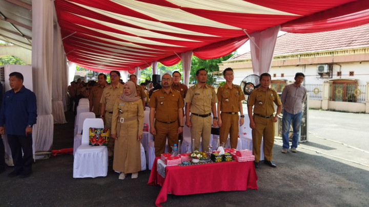Penyerahan Probebaya Tahun 2023 Kecamatan Loa Janan Ilir oleh Bpk. WALIKOTA