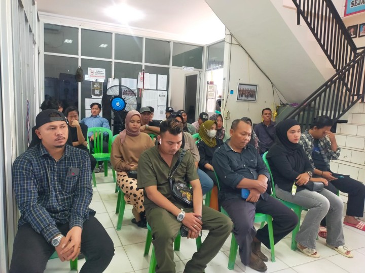 Pelatihan "BARBERSHOP" PROBEBAYA 2024