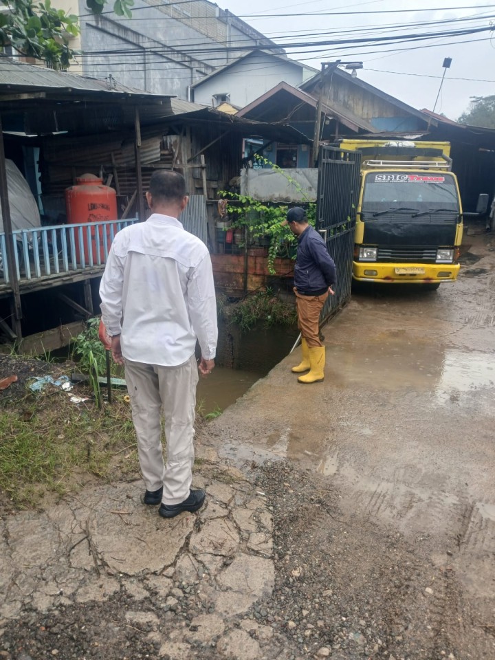 Cek Lapangan Banjir Kelurahan Rapak Dalam tanggal 11 Juni 2024