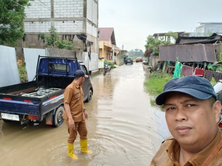 Cek Lapangan Banjir Kelurahan Rapak Dalam tanggal 11 Juni 2024