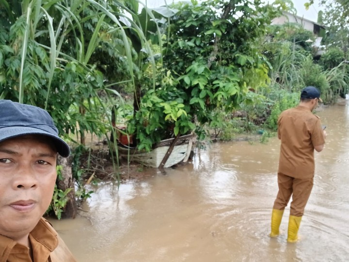 Cek Lapangan Banjir Kelurahan Rapak Dalam tanggal 11 Juni 2024