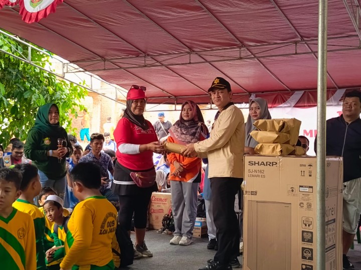 Jalan Santai Keluahan Rapak Dalam tanggal 30-08-2024