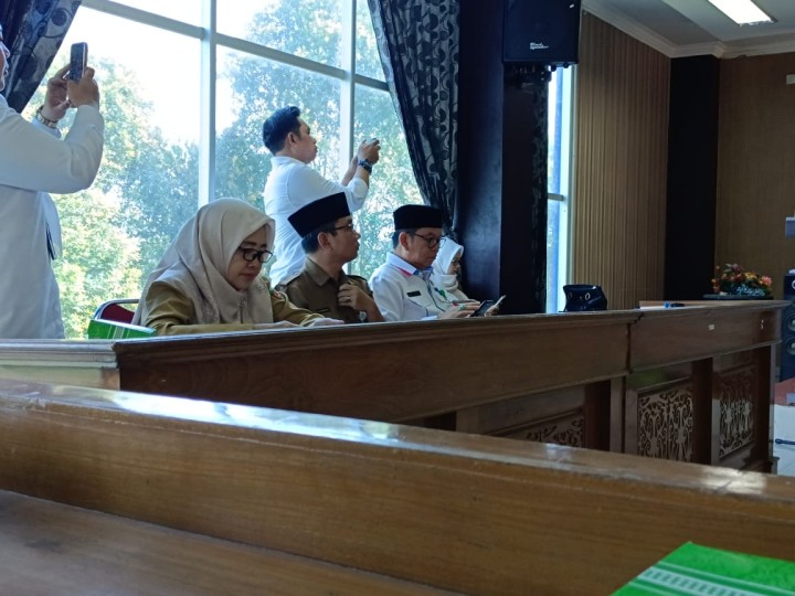 Kegiatan Sosialisasi Peraturan Bersama Menteri (PMB) Menteri Agama Nomor 9 dan Menteri Dalam Negeri No 8 Tahun 2006 serta Penguatan Moderasi Umat Beragama di Wilayah Kecamatan Loa Janan Ilir