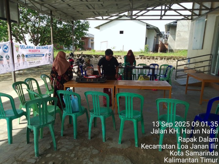 Pelatihan Buat Kue Tradisional PROBEBAYA 2025