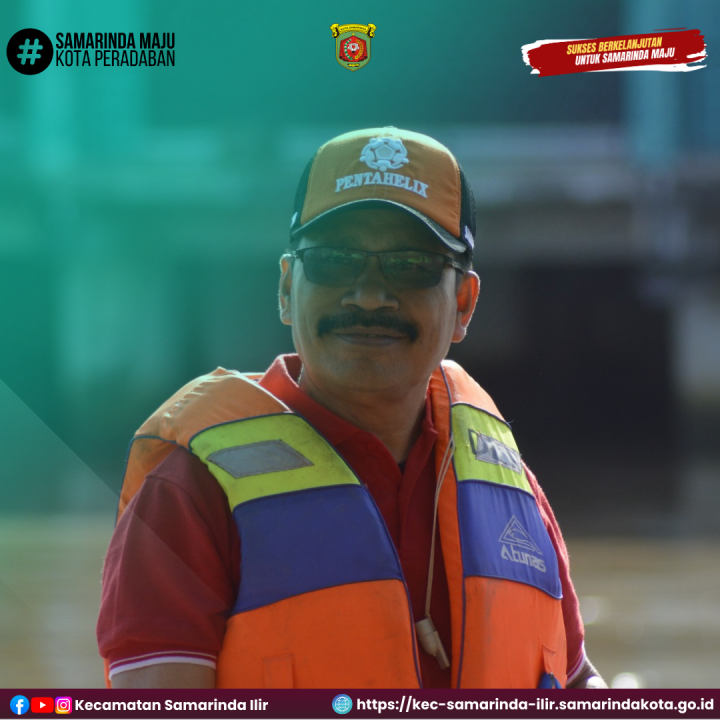 Gerakan Pungut Sampah Susur Sungai Karang Mumus