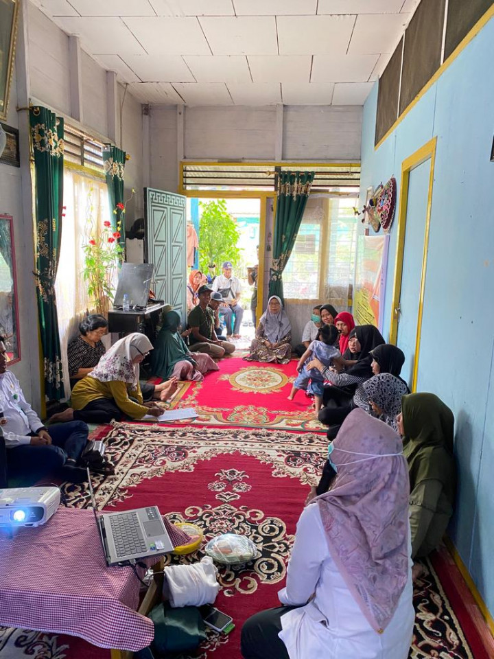 Kegiatan Probebaya tentang Sosialisasi Stunting Di Jl. Aminah  Syukur gg Salman Rt 18 Pokmas 2 Kelurahan Sungai Pinang Luar Tanggal 14 Juni 2023