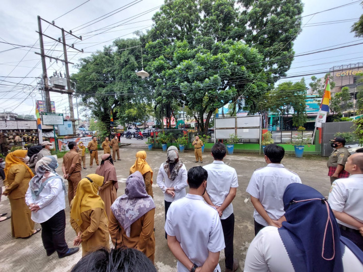 apel pagi