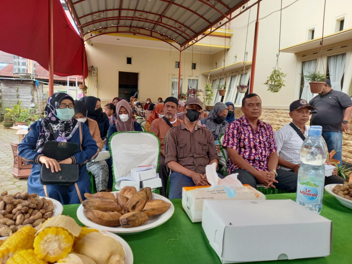 Pembinaan ke ibu dalam hal  pembinaan idologi pancasila oleh ibu suryani