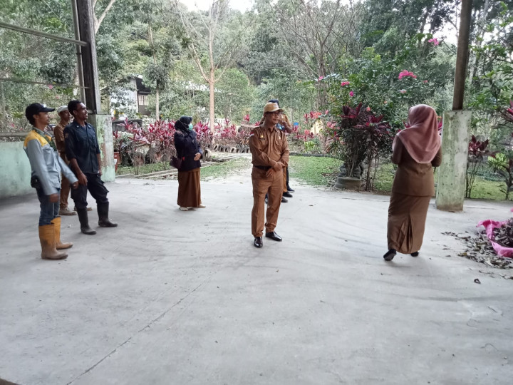Mendampingi DLH meninjau TPA Sambutan dalam rangka penilaian Adipura