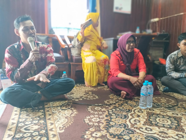 Probebaya Pemberdayaan Pelatihan Promosi Pemasaran dan Kemasan Produk UMKM RT 24