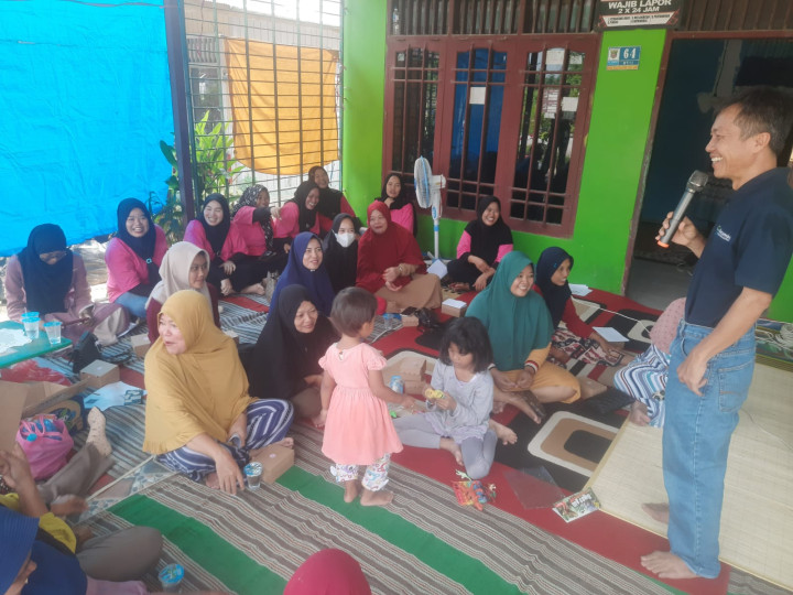 Probebaya bidang Pemberdayaan Pelatihan Bakery di RT 13