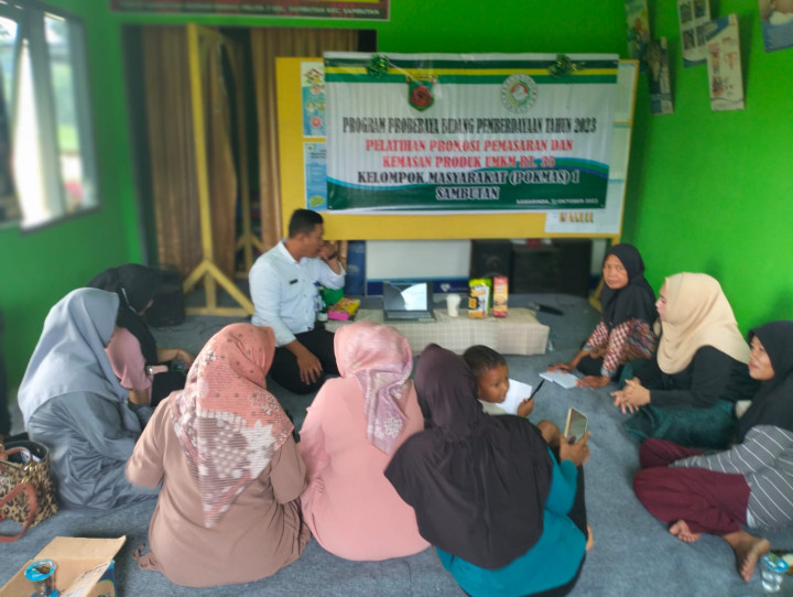 Probebaya bidang Pemberdayaan Pelatihan Promosi Pemasaran dan Kemasan Produk UMKM RT 35