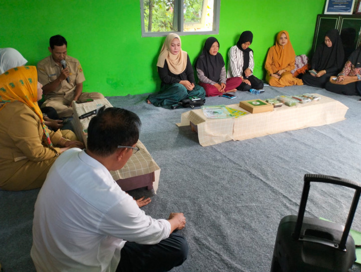 Probebaya bidang Pemberdayaan Pelatihan Promosi Pemasaran dan Kemasan Produk UMKM RT 35