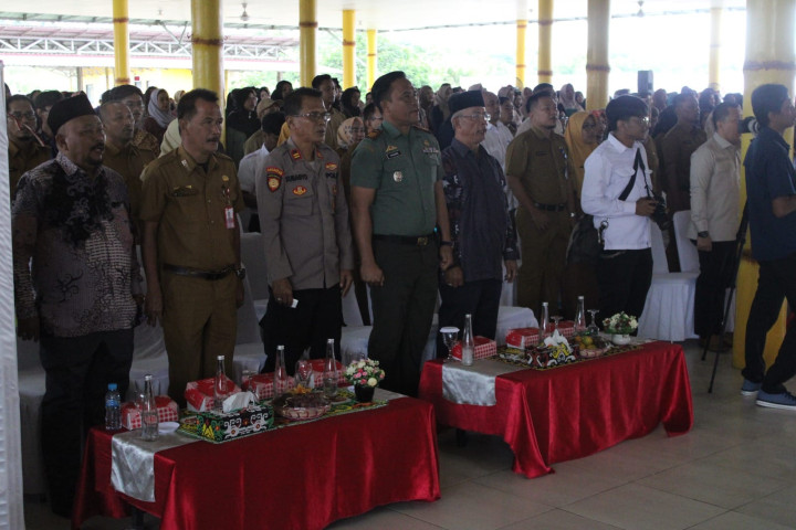 Walikota Menyapa Penyerahan Probebaya Kecamatan Sambutan thn 2023