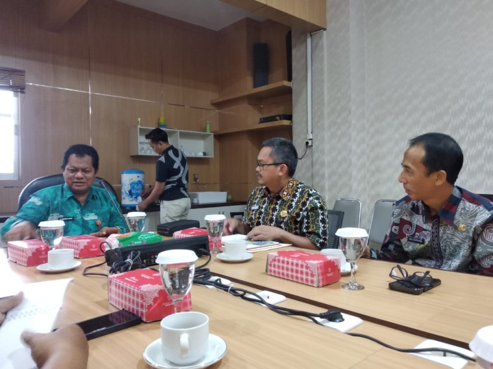 Rapat Evaluasi Pelaksanaan Kegiatan Kampung Bahasa di Kelurahan Makroman (4 Januari 2024)