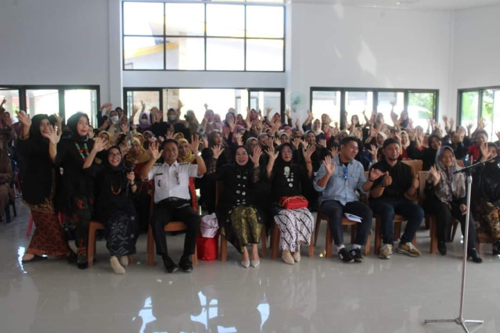 Lomba Paduan Suara antar Dasawisma Se-Kelurahan Sambutan