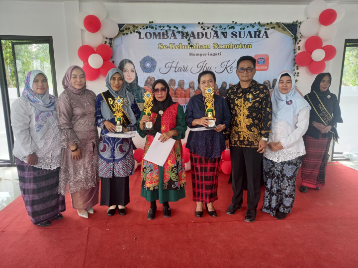 Lomba Paduan Suara antar Dasawisma Se-Kelurahan Sambutan