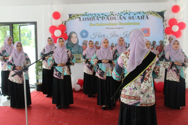 Lomba Paduan Suara antar Dasawisma Se-Kelurahan Sambutan