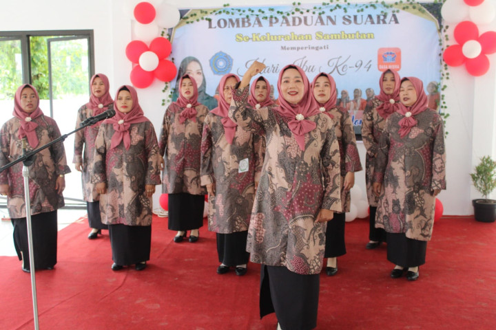 Lomba Paduan Suara antar Dasawisma Se-Kelurahan Sambutan