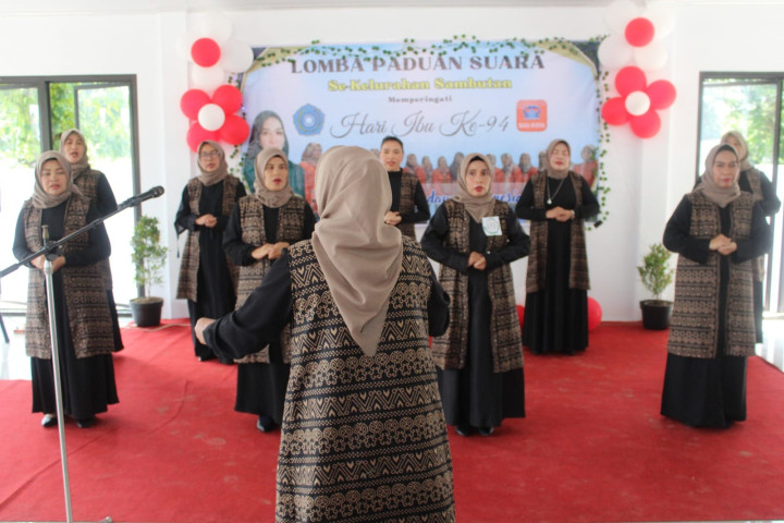 Lomba Paduan Suara antar Dasawisma Se-Kelurahan Sambutan
