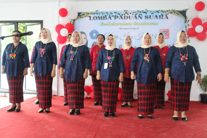 Lomba Paduan Suara antar Dasawisma Se-Kelurahan Sambutan