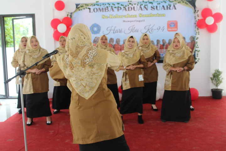 Lomba Paduan Suara antar Dasawisma Se-Kelurahan Sambutan